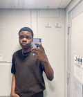 Rencontre Homme : Льюис, 22 ans à Russie  Sverdlovsk 
